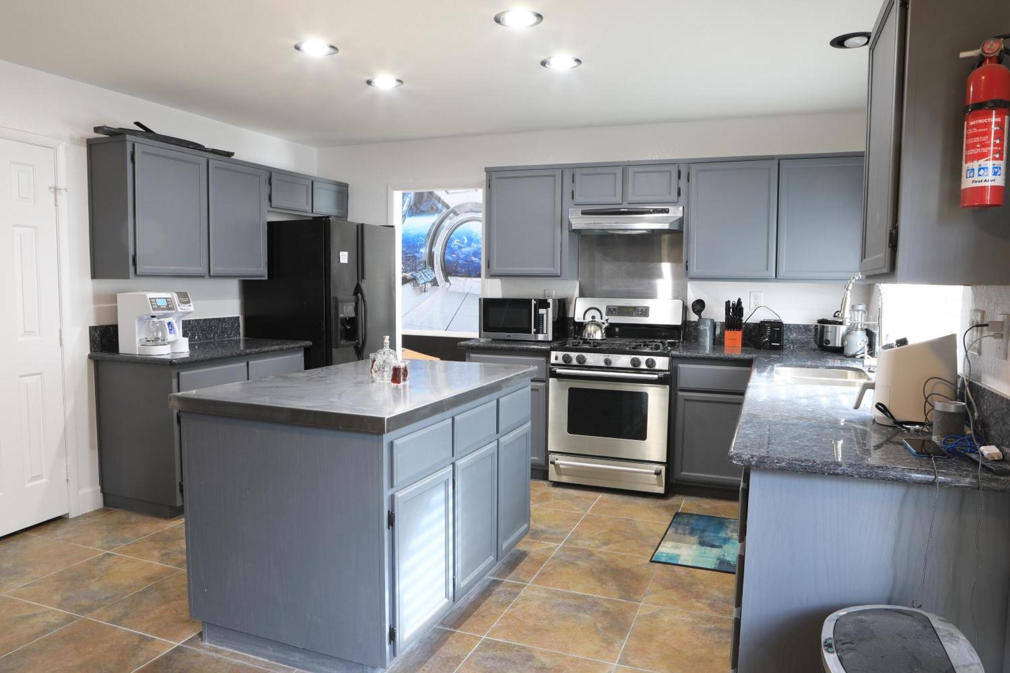 Comfy Expansive Home - Near The Strip - Heated Pool Las Vegas Extérieur photo