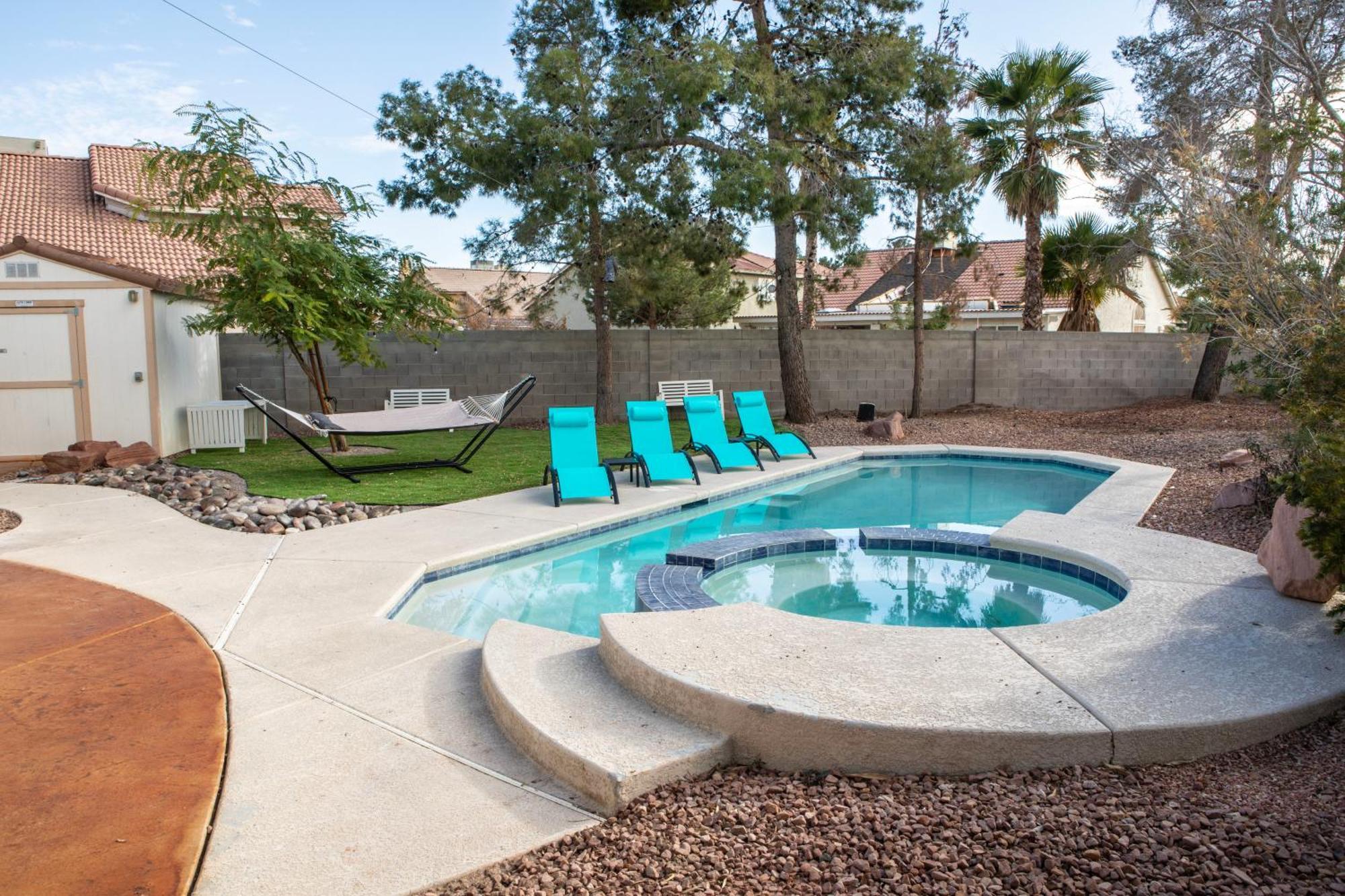 Comfy Expansive Home - Near The Strip - Heated Pool Las Vegas Extérieur photo