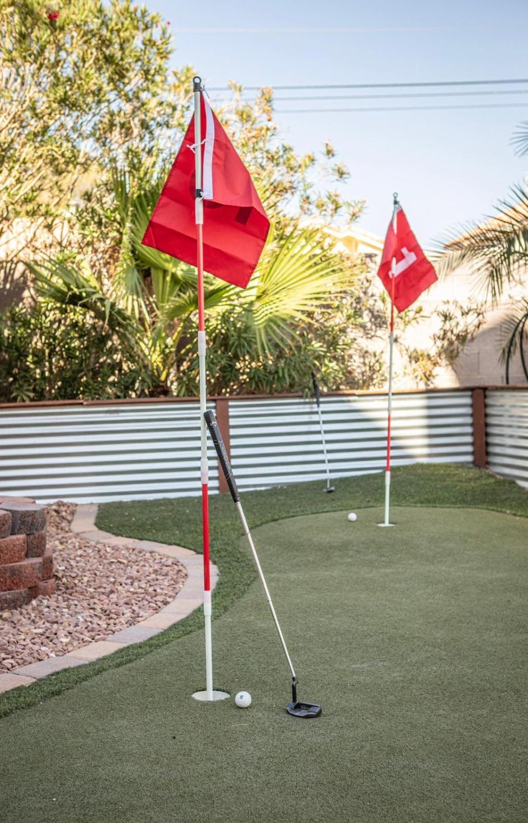 Comfy Expansive Home - Near The Strip - Heated Pool Las Vegas Extérieur photo